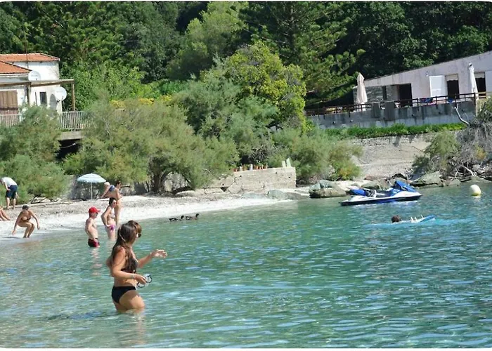 Prázdninový dům Magnifique Bergerie En Pierre *